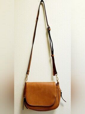 Moda Luxe Tan Leather Crossbody Bag